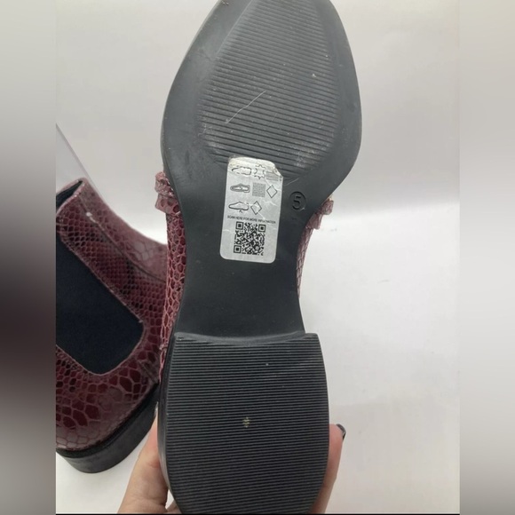 ASOS Boots Red Snake Bootie Gold Chain Ava Leather Women’s Size 5 Animal Print - Picture 11 of 11